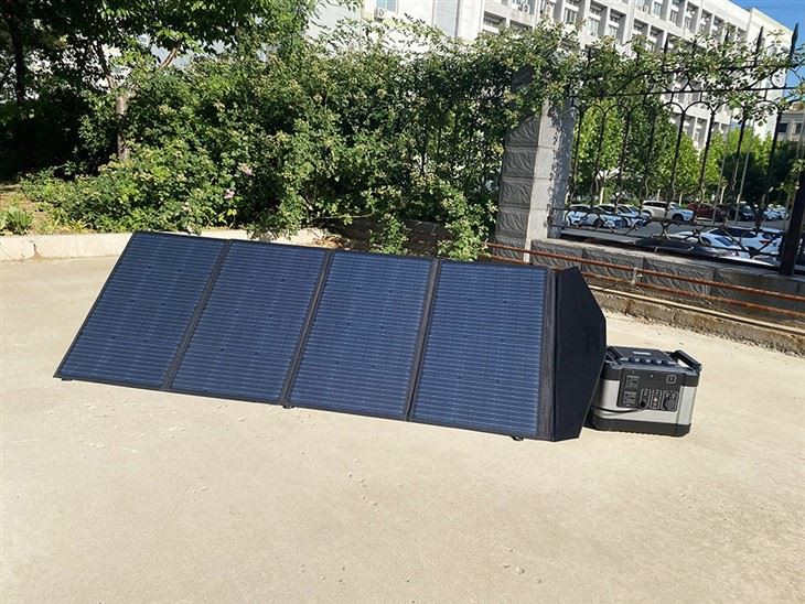 200W bærbart solcellepanel til udendørs